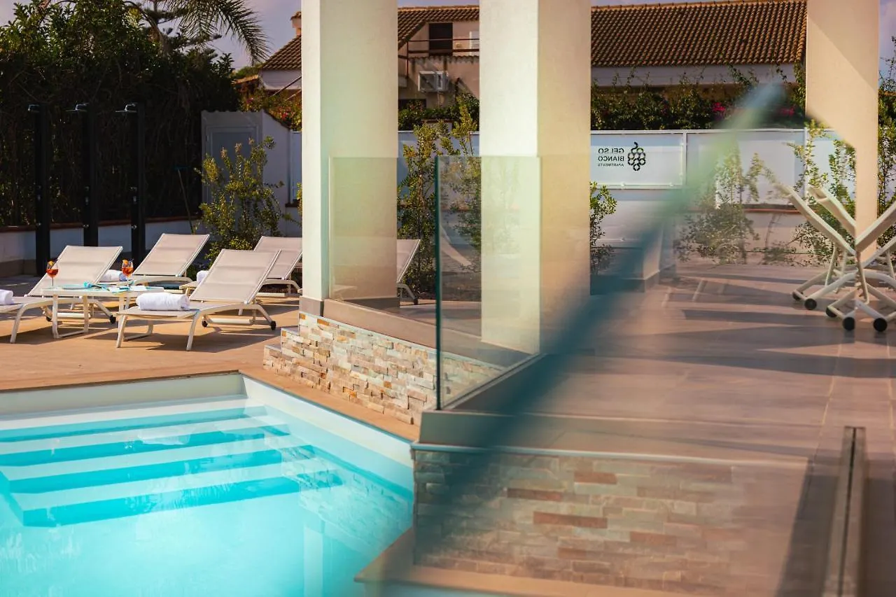 Gelso Bianco Apartments Campofelice Di Roccella Italien