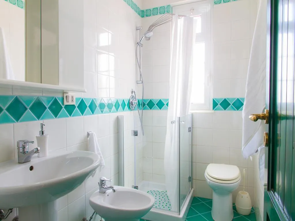 Gelso Bianco Apartments Кампофеличе-ди-Роччелла